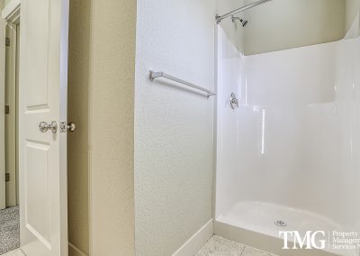 Stand up shower at Glisan Townhomes in Gresham Oregon